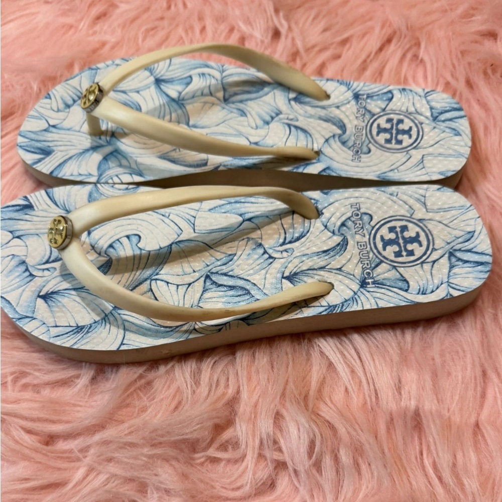 Tory Burch Cream and Blue Patterned Flip Flops